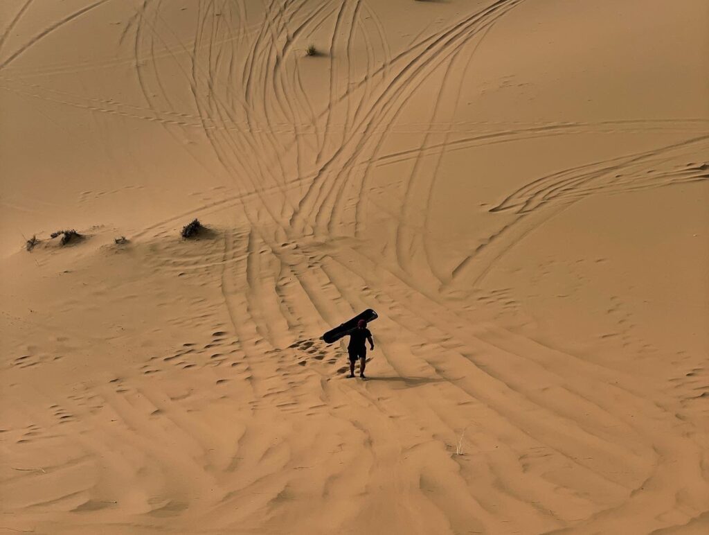 1A590DA4-4139-4D6C-8FDC-9A2A8B750A94